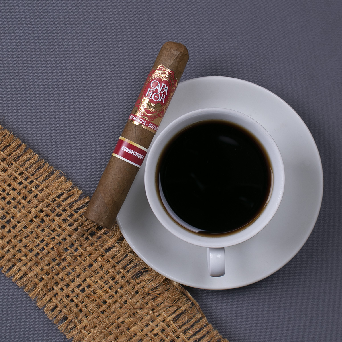 CAPA FLOR ROBUSTO CAJA EN ACABADO NATURAL CON 20 PUROS CONNECTICUT - Image 2