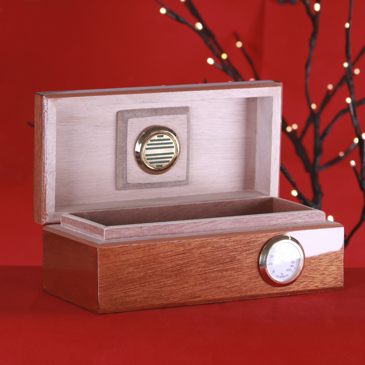 HUMIDOR TRAVEL PARA 12 PUROS EN COLOR CEDRO - Image 2